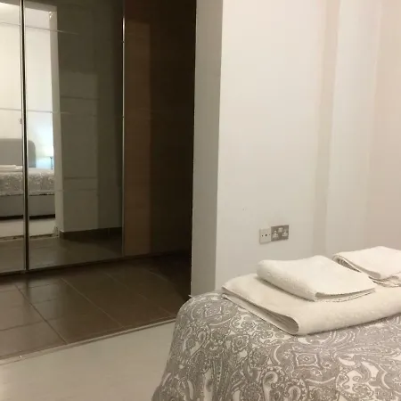 Andriana's Appartamento Larnaca
